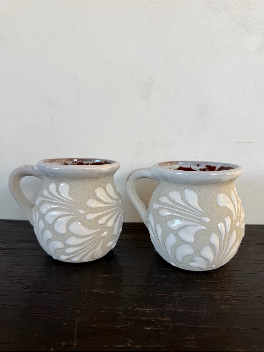 Ceramic Decorative Mugs in Light Gray with White Relief - Set of 2
